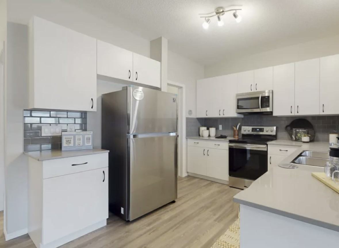 9862 225a St Nw - Photo 2 of 14