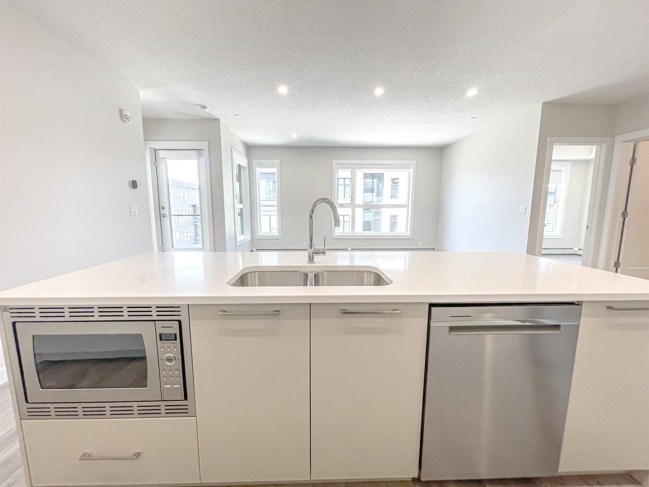 4160 Norford Ave Nw #302 - Photo 5 of 22