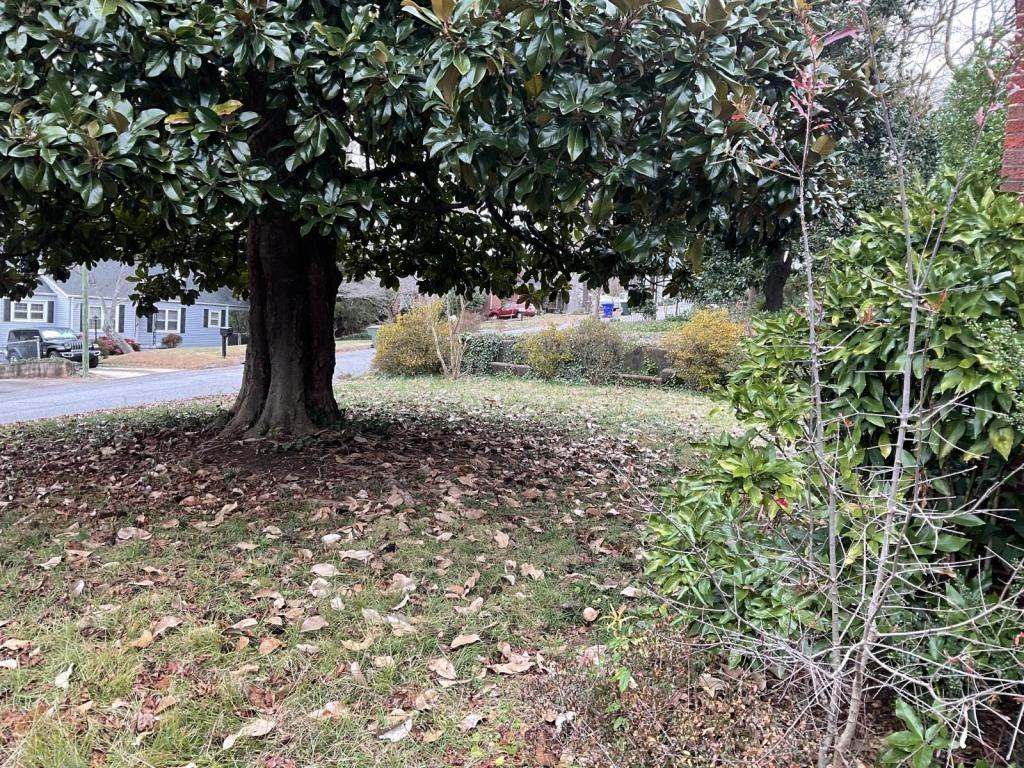 106 Bradley Blvd - Photo 2 of 14