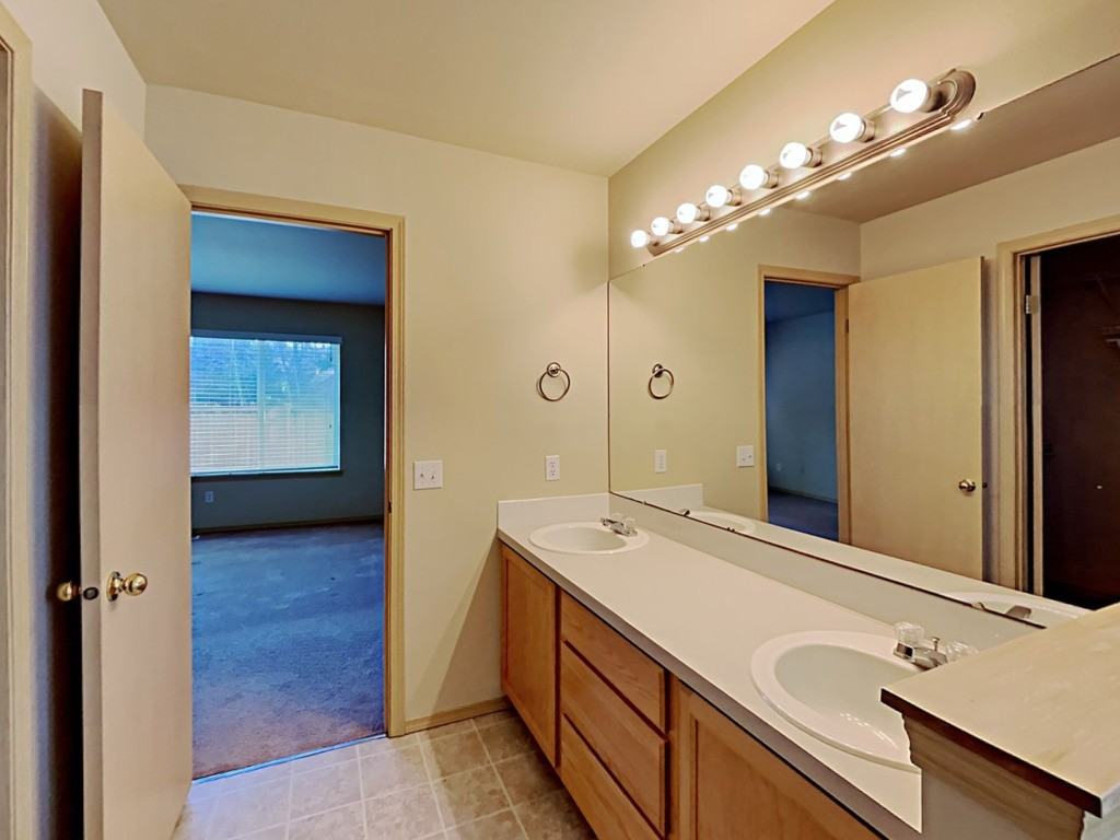 20506 193rd Ave E, Orting, WA 98360 4 bedroom House Rental Zumper