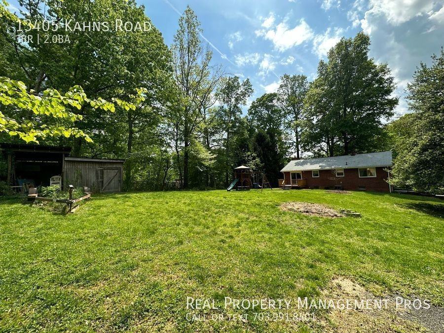 13405 Kahns Rd - Photo 3 of 26