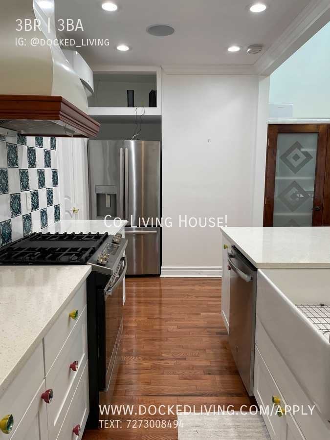 2031 2nd St S - Photo 2 of 50