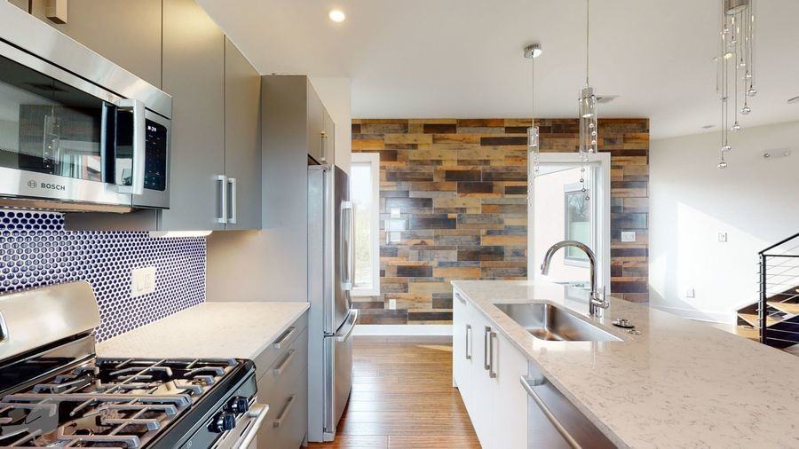 1103 9th St Ne #2 - Photo 7 of 50