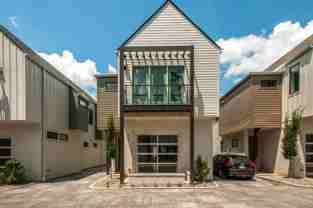 221 Gentry Ave - Photo 1 of 1