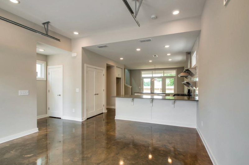 221 Gentry Ave - Photo 7 of 28