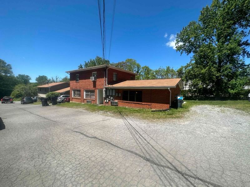 2265 Crutchfield Ln #3 - Photo 2 of 11