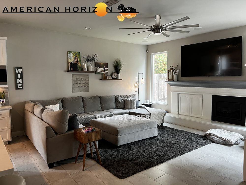 1611 Peninsula Ct - Photo 3 of 28