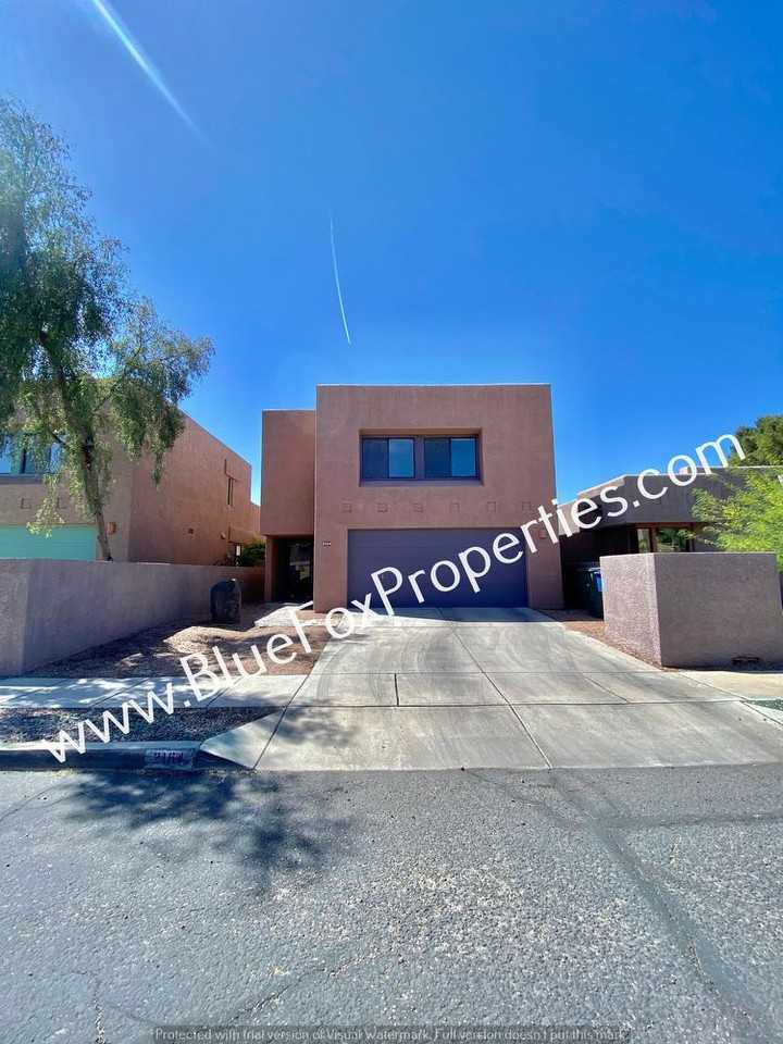 2164 E Gazania Ln - Photo 2 of 23