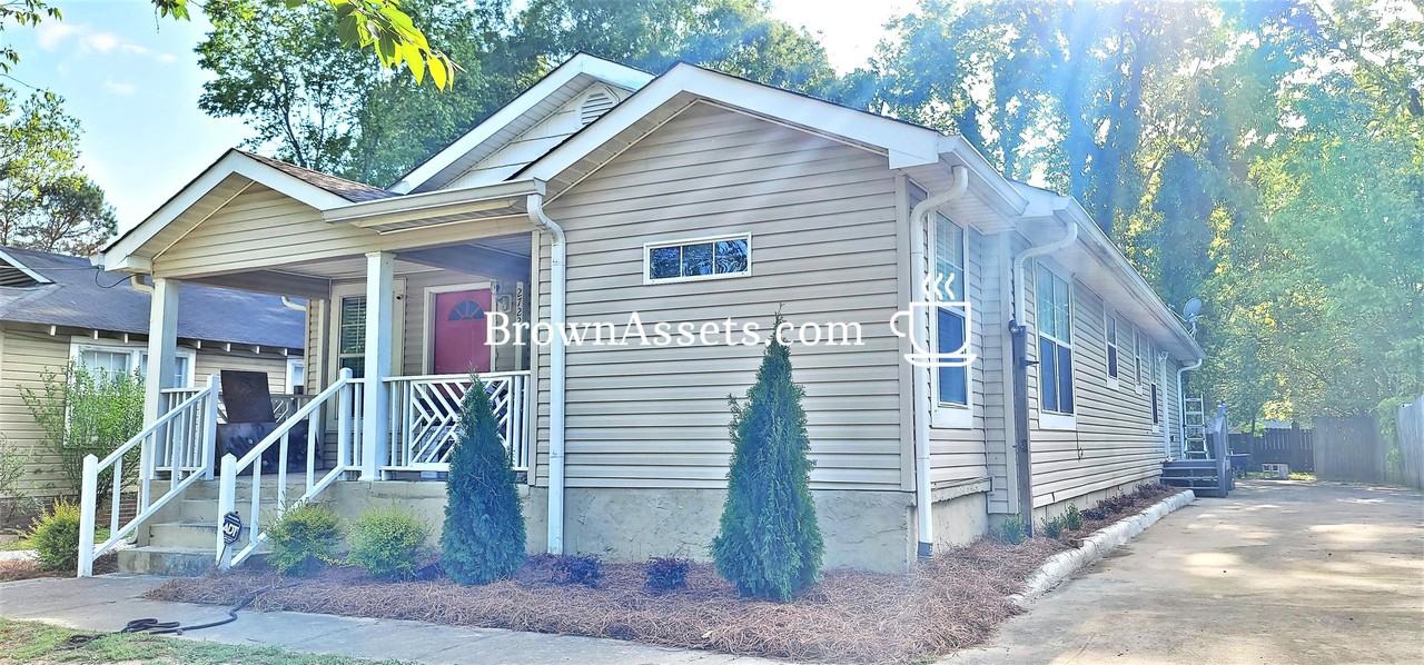2722 Bm Montgomery St #1 - Photo 2 of 50