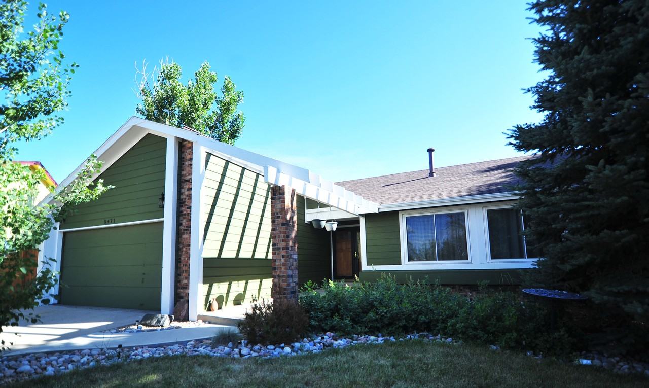 5471 S Zeno St - Photo 2 of 14