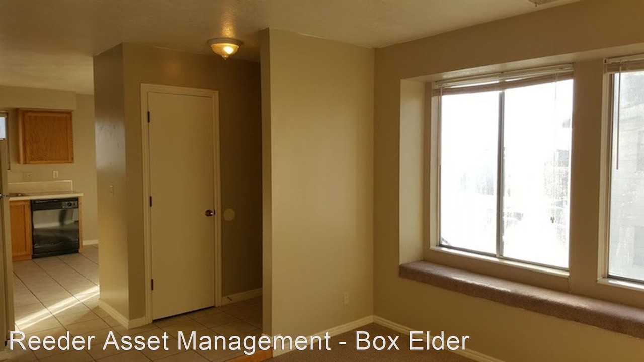 465 West 600 South - Photo 3 of 6