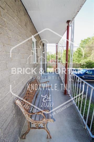 500 Farragut Avenue - Photo 2 of 16