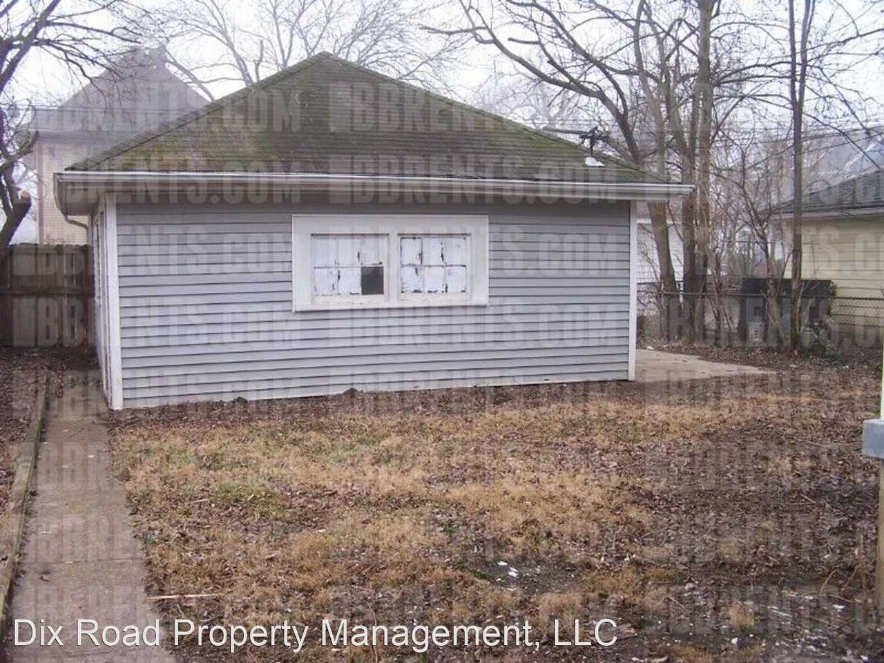 244 Kenwood Ave - Photo 2 of 18