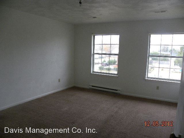 304B Maple Ave - Photo 3 of 13