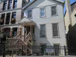featured image of 1224 W Melrose St #G