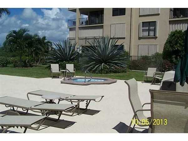 3545 S Ocean Boulevard 105 - Photo 3 of 6