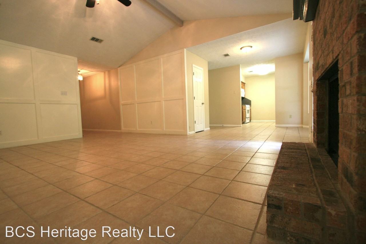 2605 Cumberland Ct - Photo 2 of 21