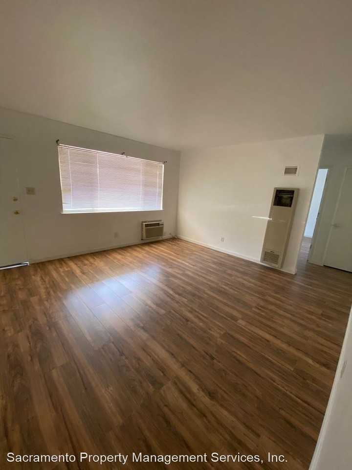 4022 63rd St - Photo 3 of 14