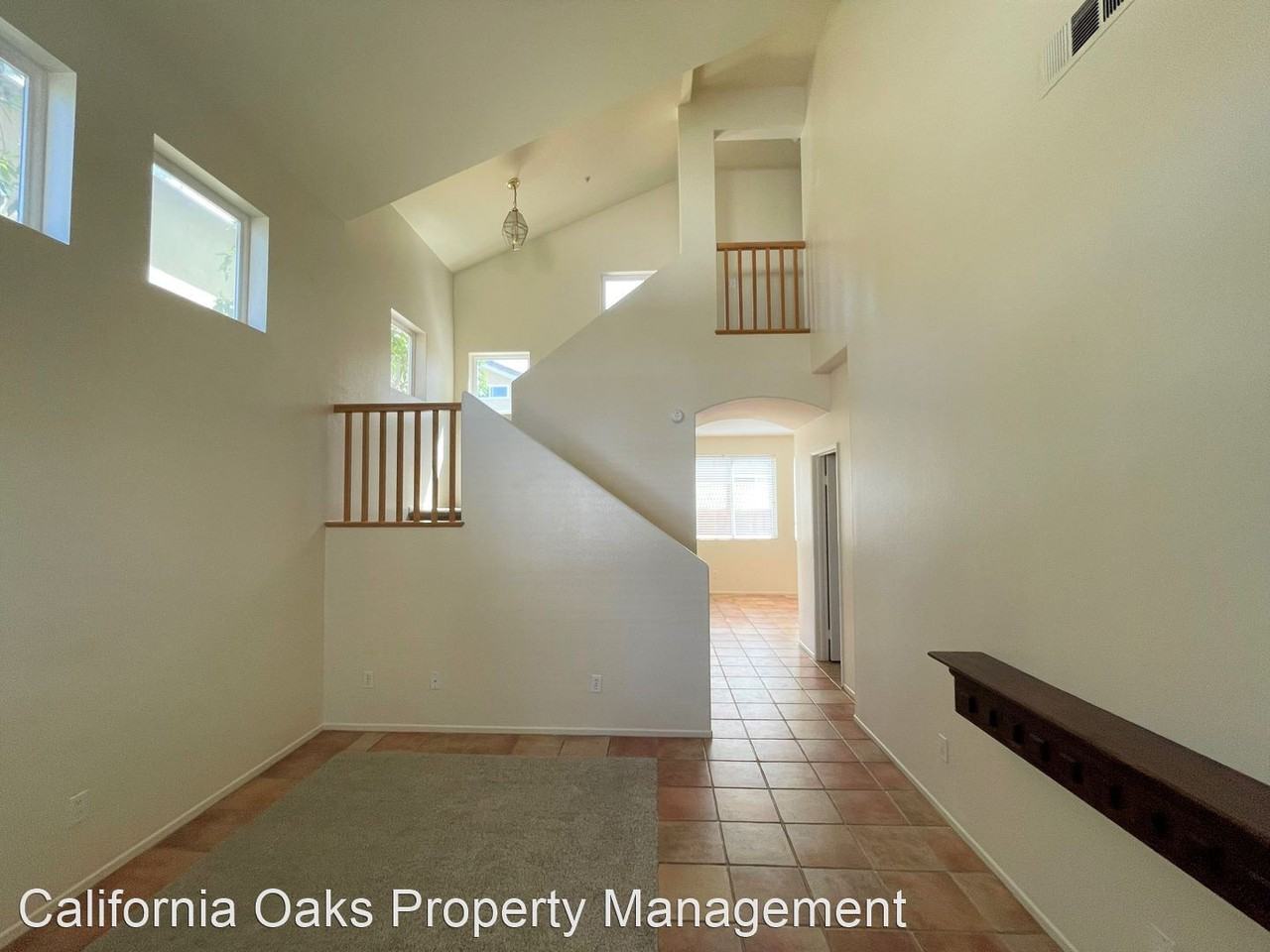 926 Paseo Brisas Lindas - Photo 2 of 33