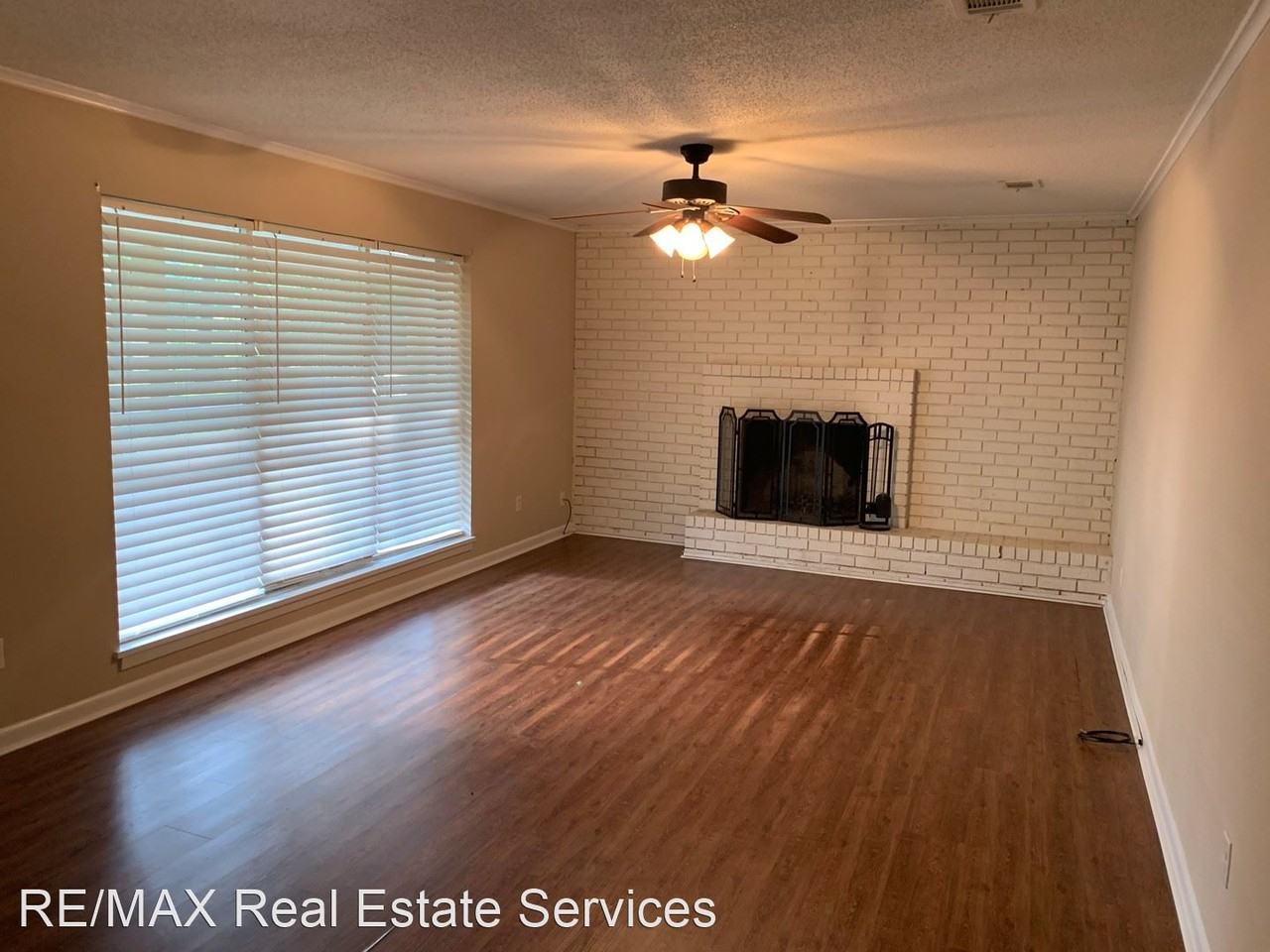 102 Pine Lake Dr - Photo 3 of 22