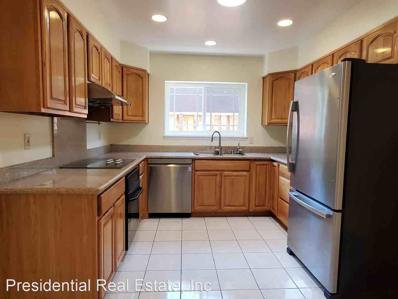 815 Brentwood Dr - Photo 2 of 6