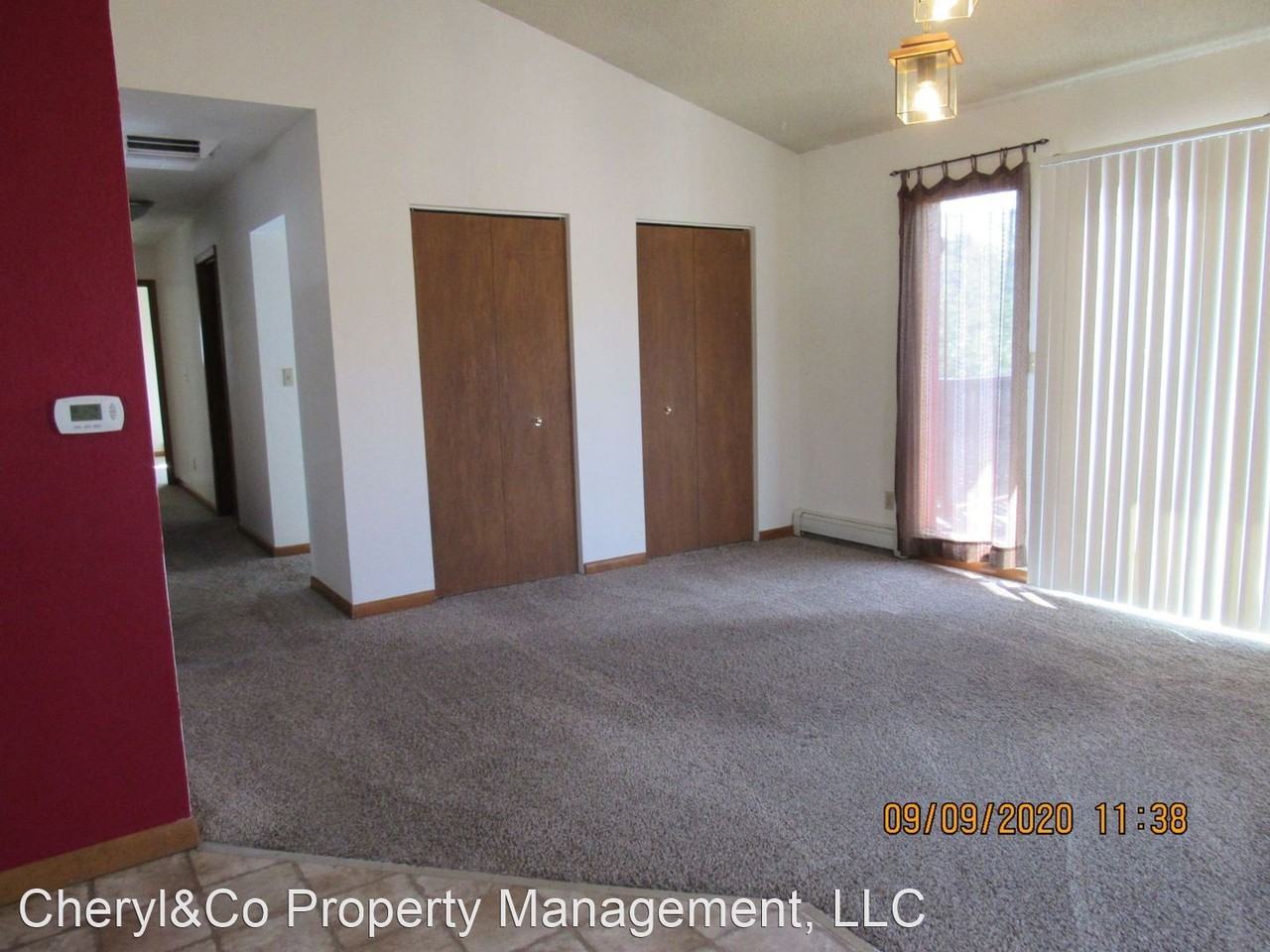1337 E 8th St - Photo 2 of 15