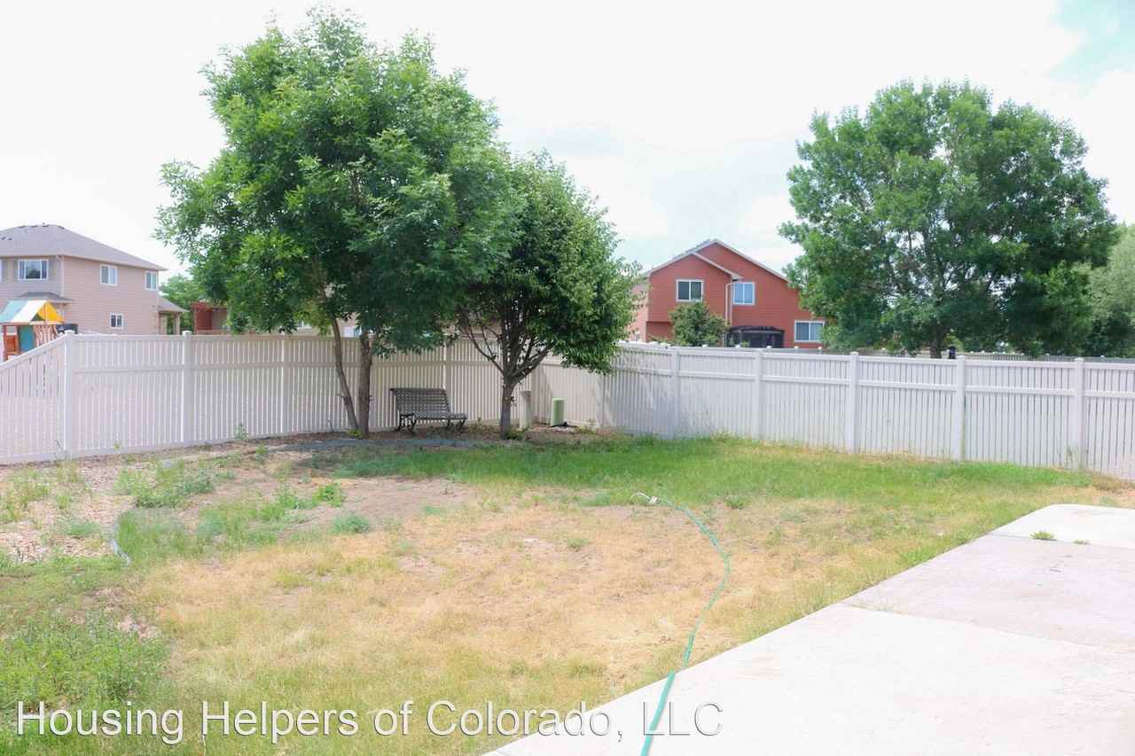 9903 Cascade St - Photo 2 of 48