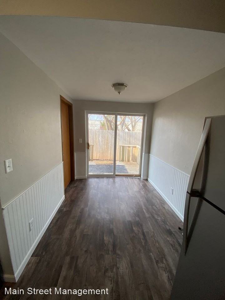 612 Birch St - Photo 3 of 7