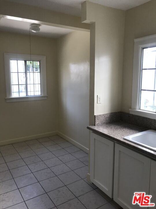 5115 Edgewood Pl - Photo 3 of 12