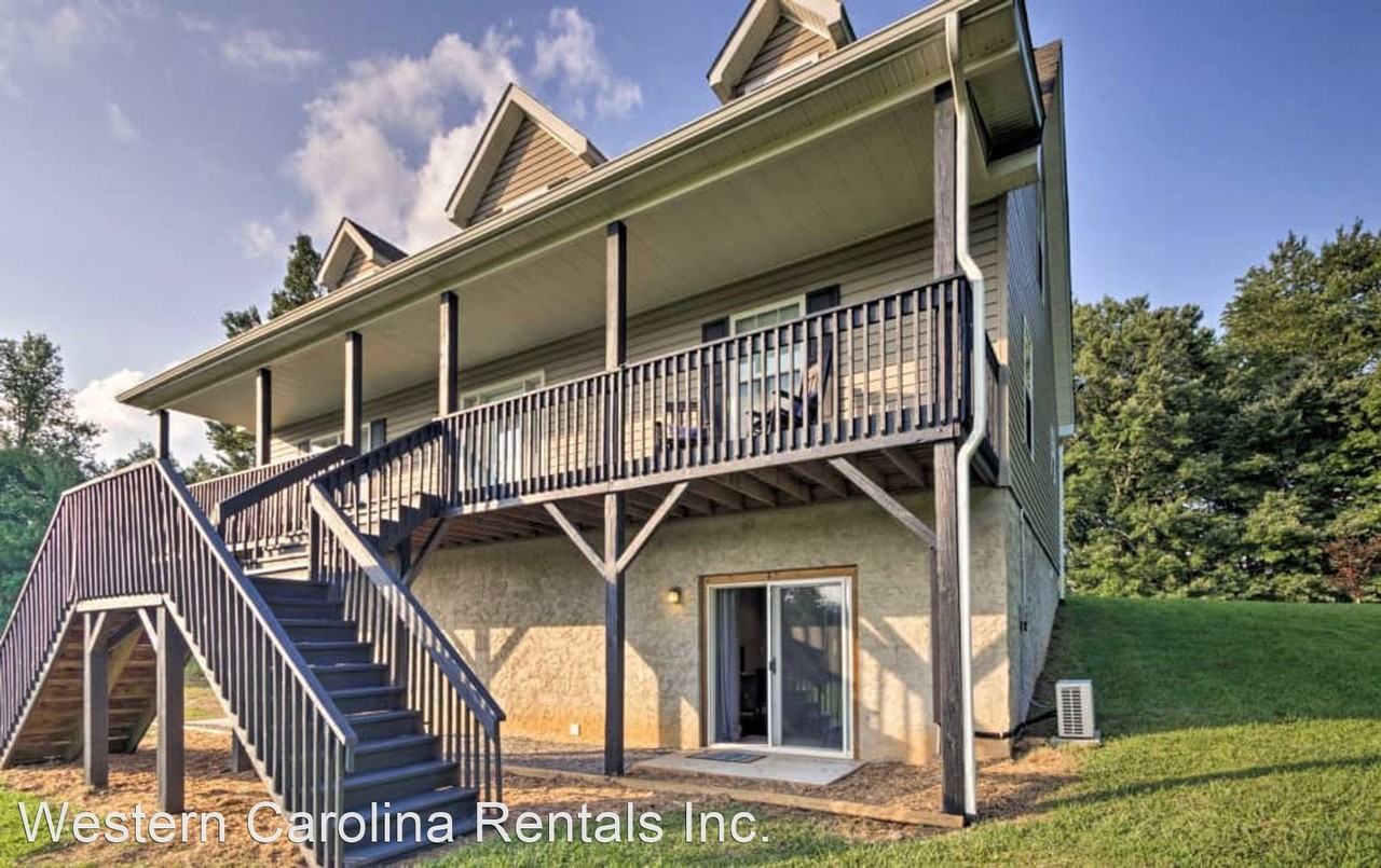 89 Marker Pine-Attic - Photo 3 of 13