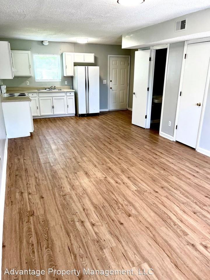 309 Ingram St - Photo 2 of 8