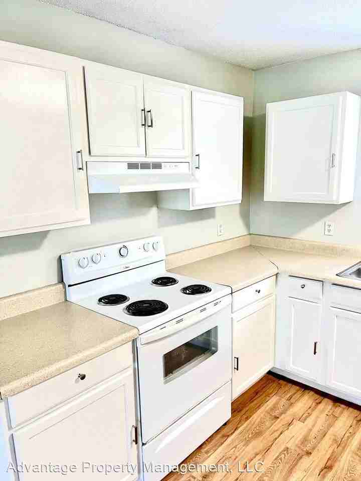 309 Ingram St - Photo 3 of 8