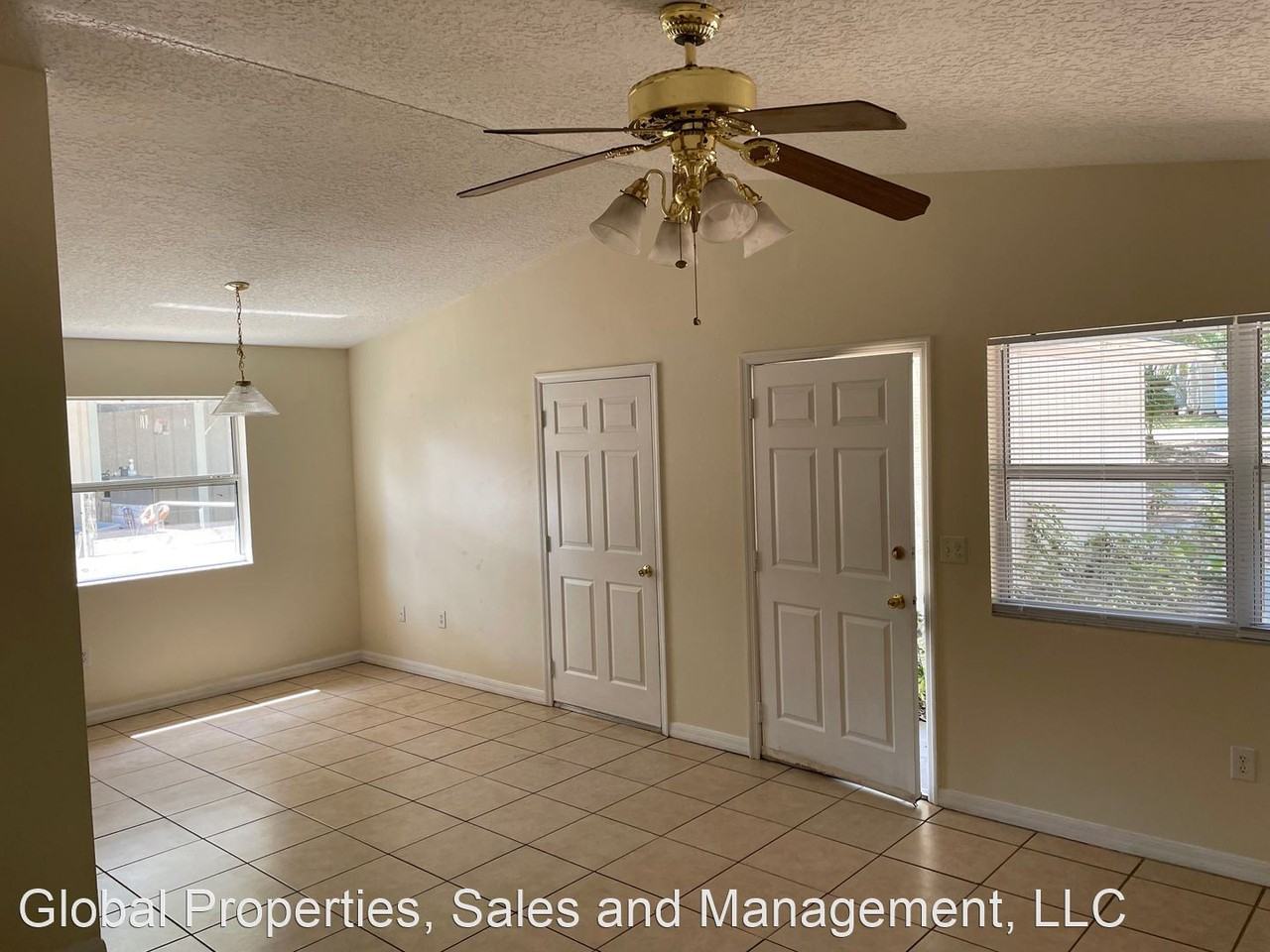 25210 Par Ave - Photo 2 of 8