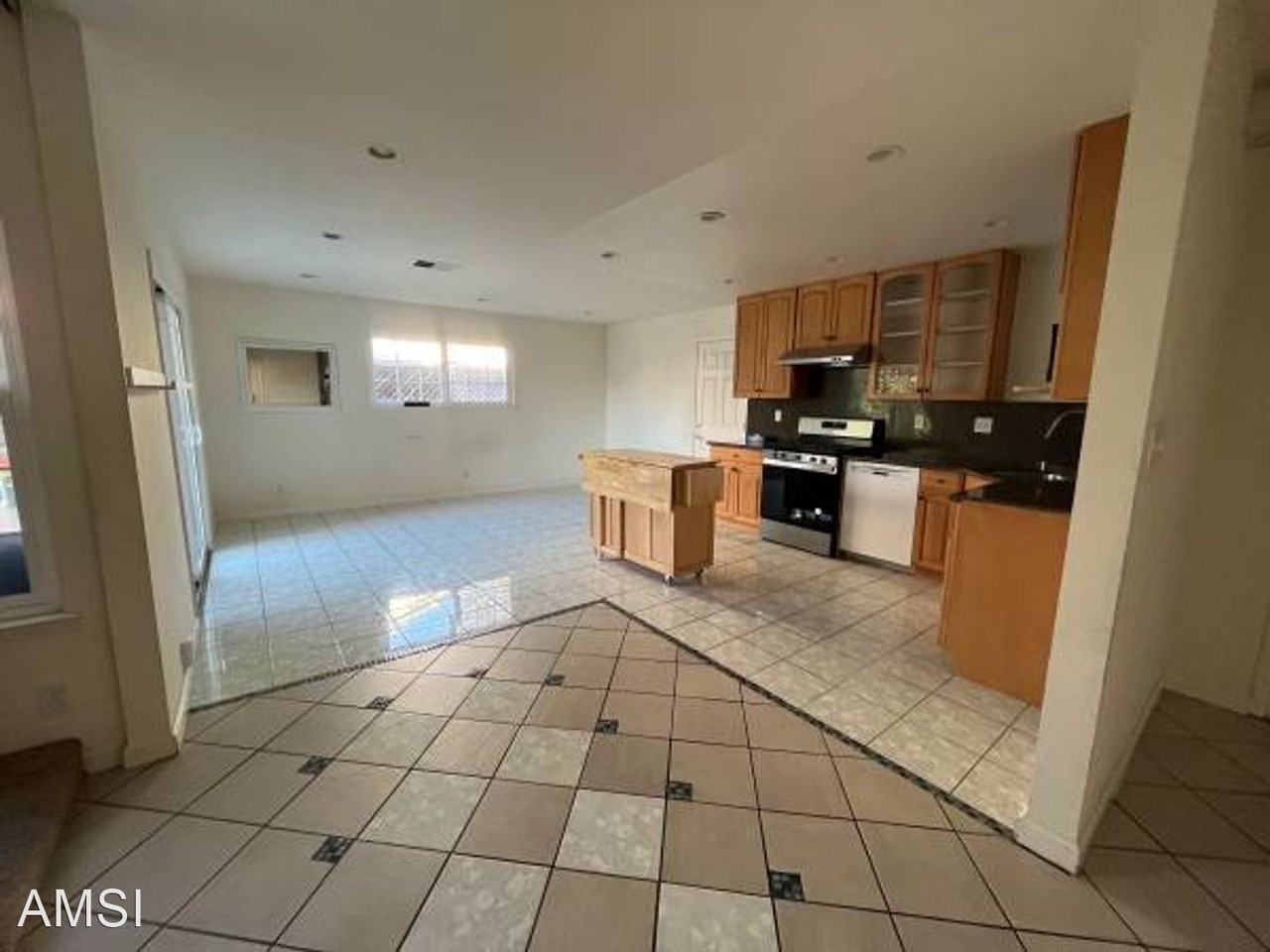 4543 Angeles Ave - Photo 2 of 6