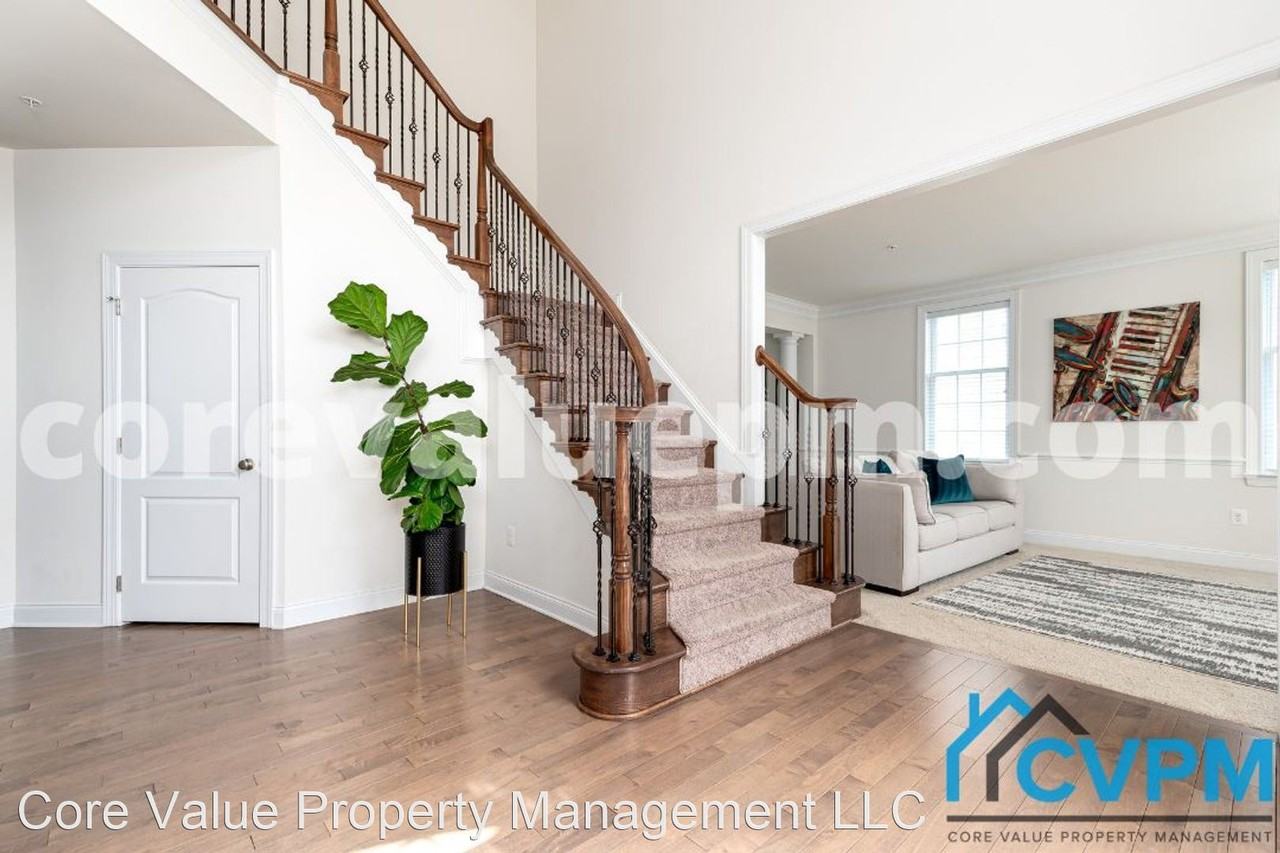 4507 Bridle Ridge Rd - Photo 3 of 44