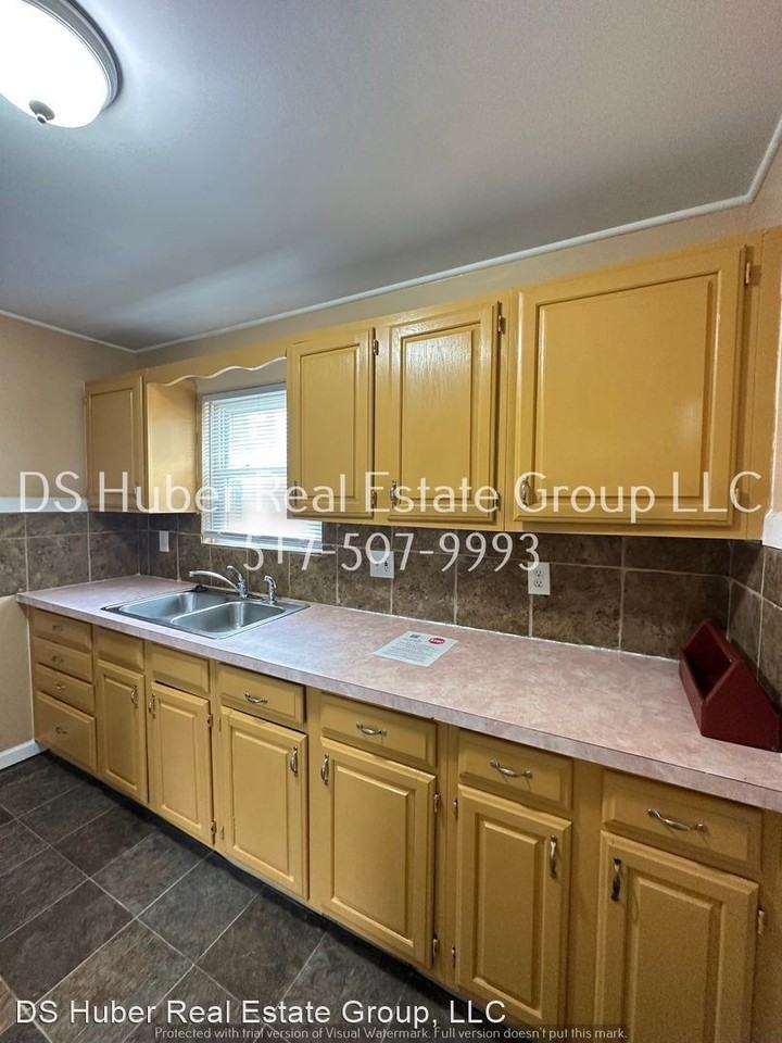 1118 Glenn St - Photo 3 of 20