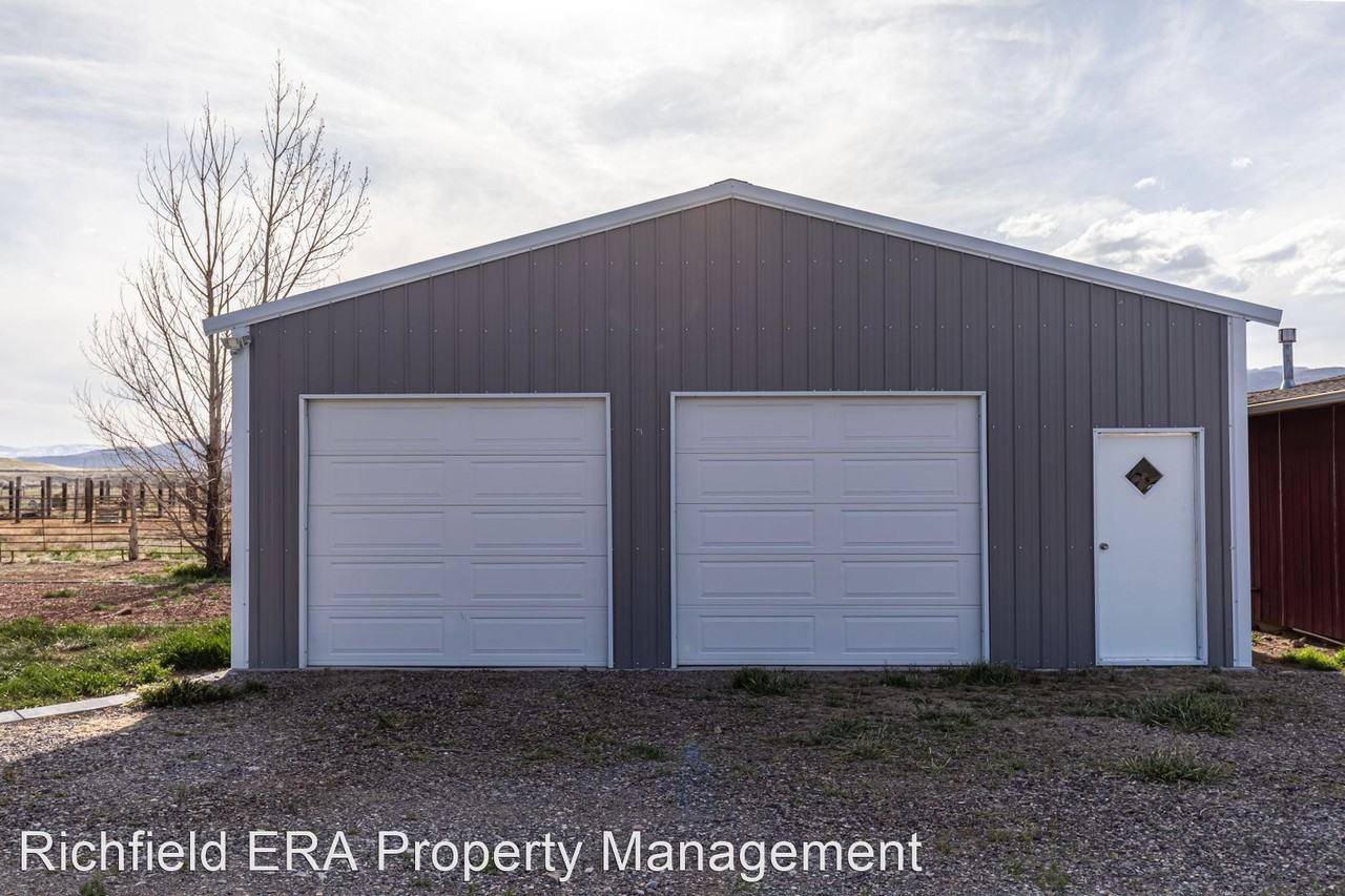 1265 N Brooklyn Rd - Photo 3 of 24