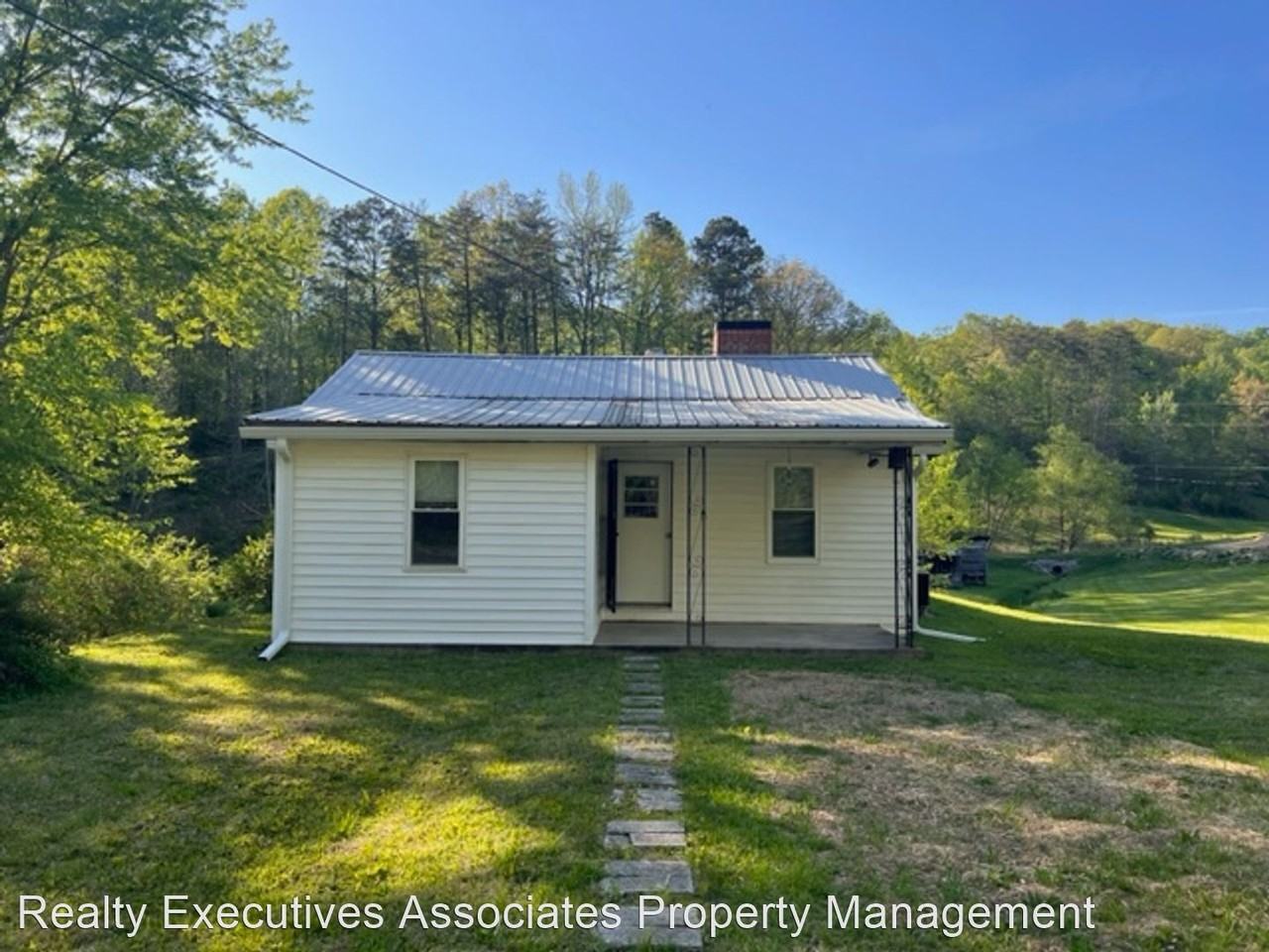 214 Foust Hollow Rd - Photo 2 of 28