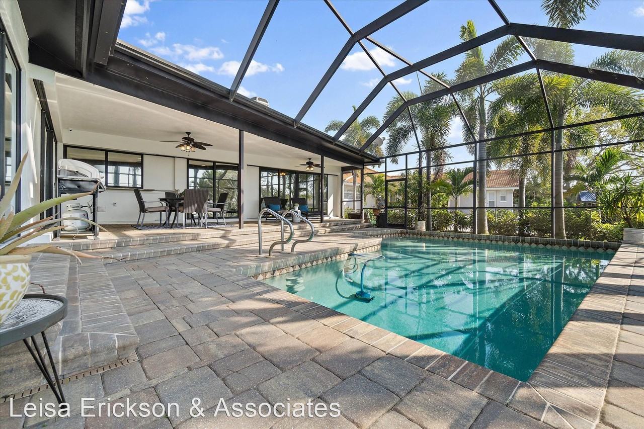 1943 Massachusetts Ave Ne - Photo 3 of 41