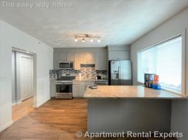 featured image of 48 Derby St #1