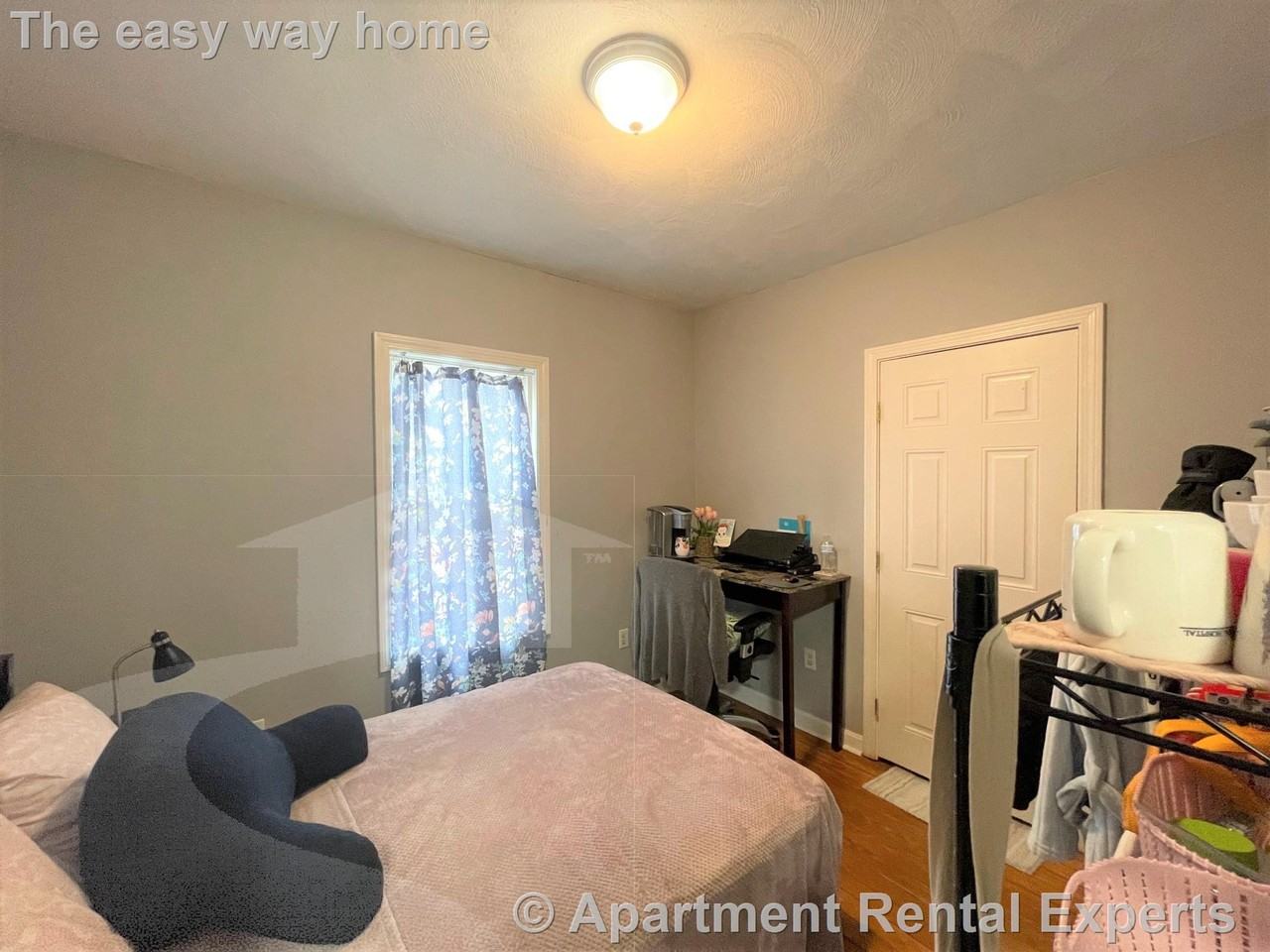 48 Derby St #1 - Photo 4 of 11