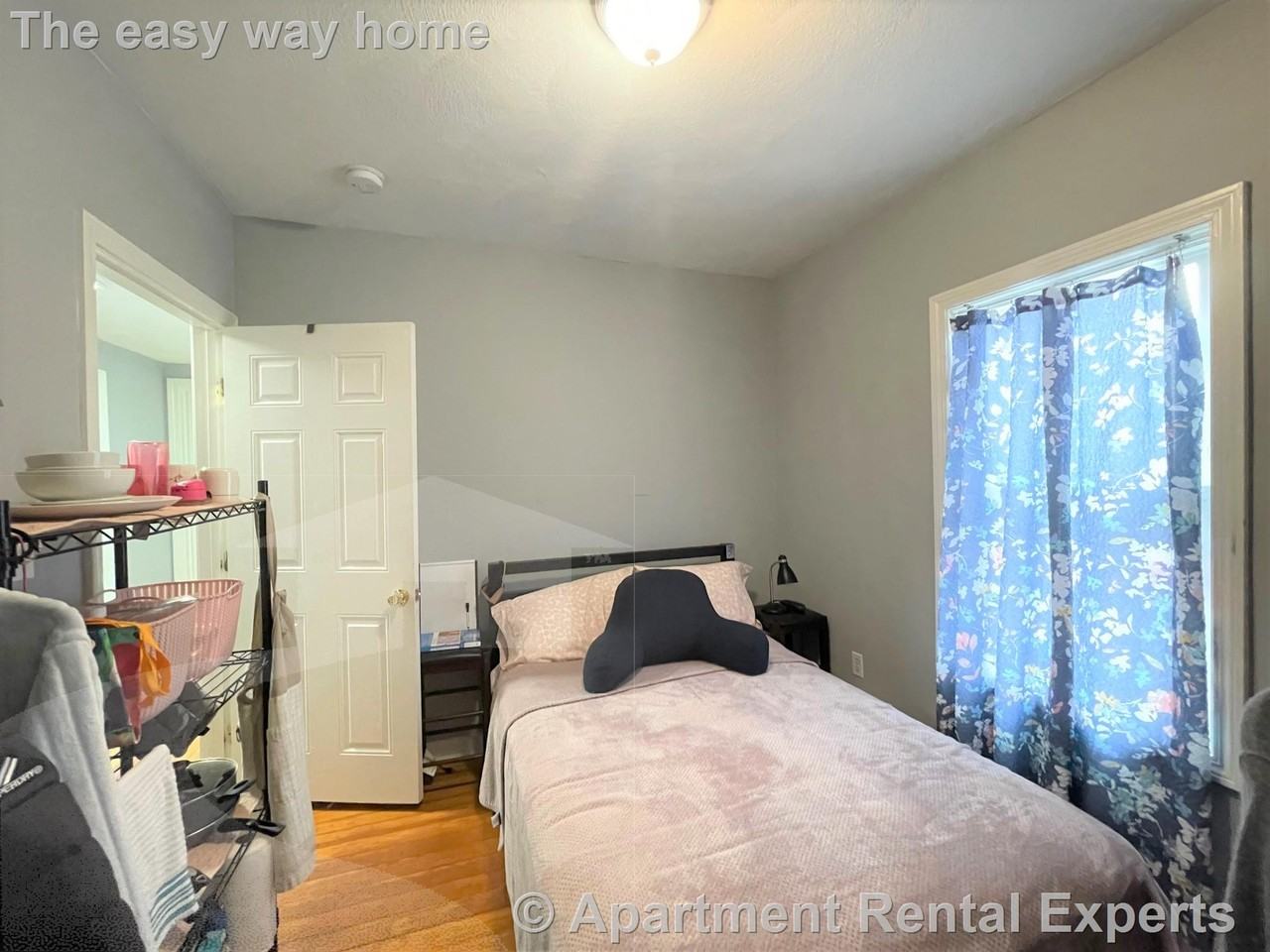 48 Derby St #1 - Photo 6 of 11