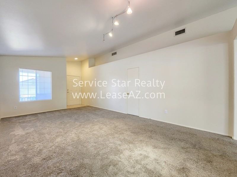 2281 E Derringer Way - Photo 3 of 30