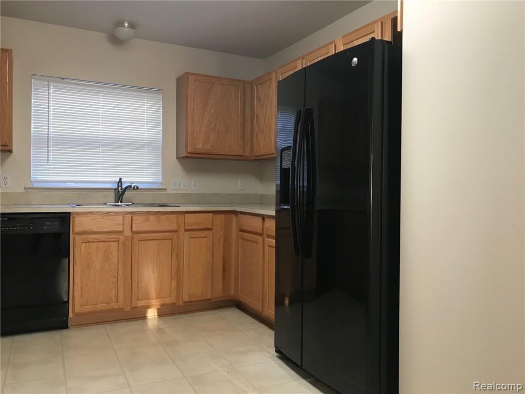 3107 Promenade Cir - Photo 3 of 21