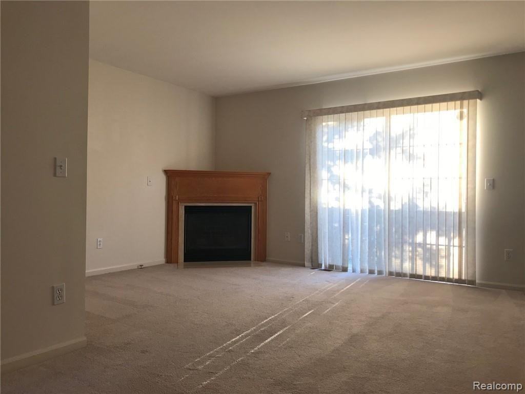 3107 Promenade Cir - Photo 4 of 21