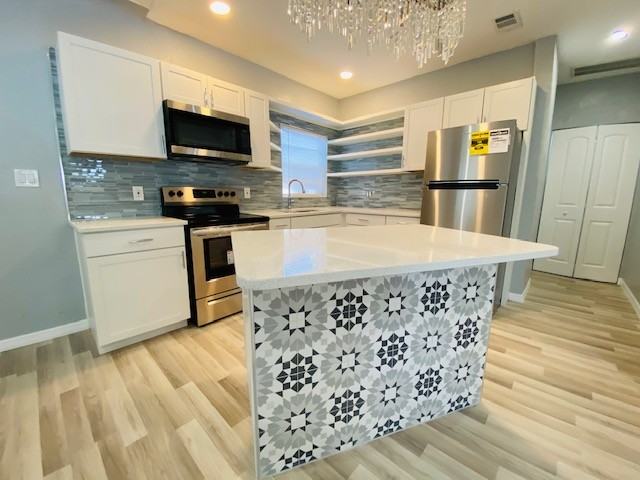 1831 10th St N - Photo 2 of 19