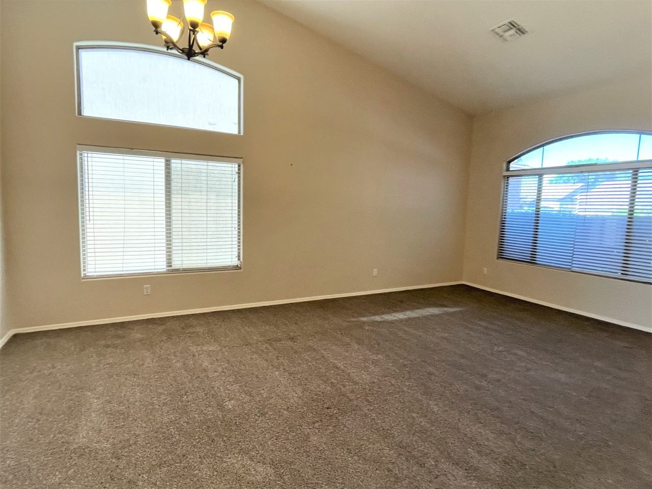 1121 S Western Skies Dr - Photo 3 of 27