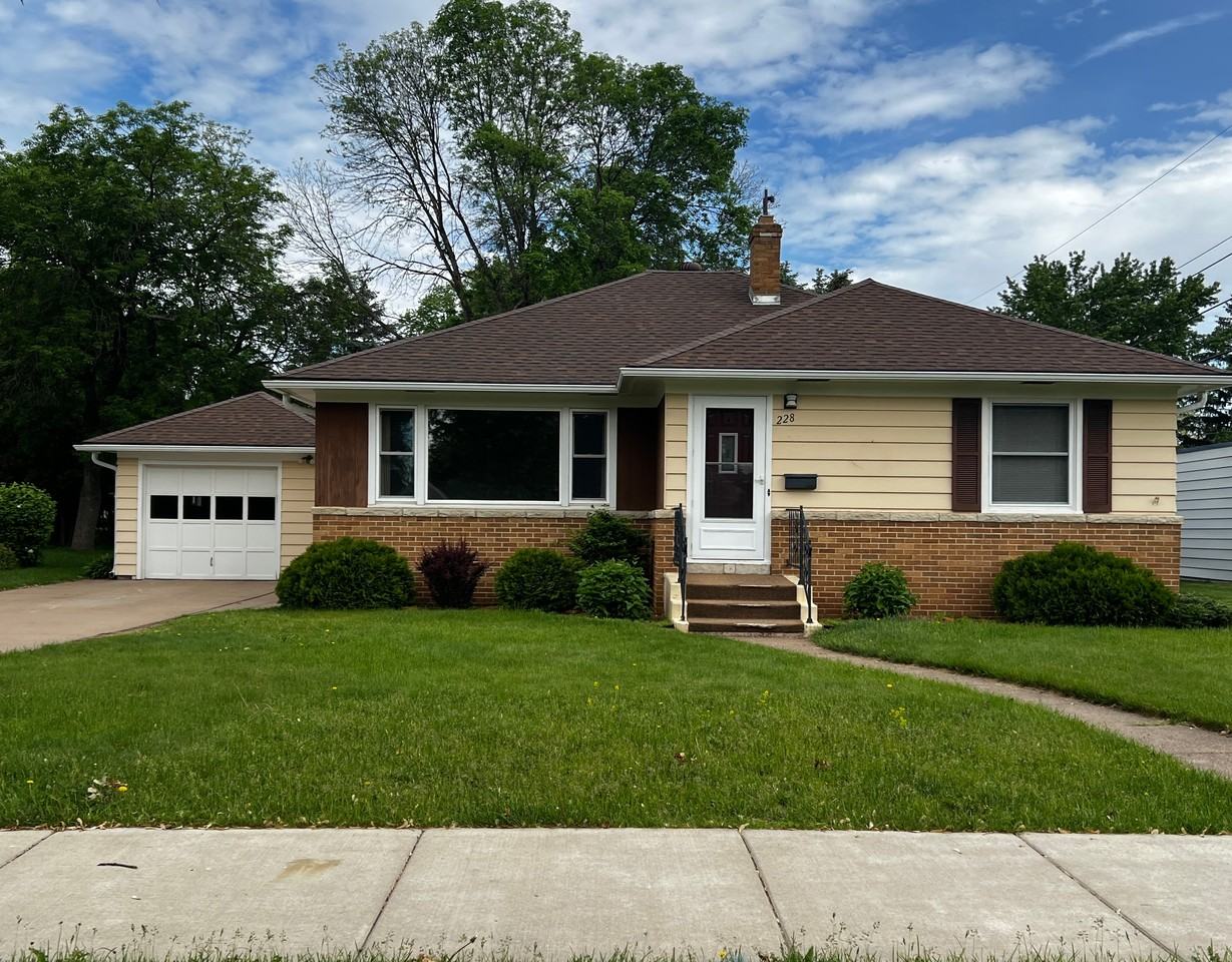 Craigslist Eau Claire Lawn And Garden Fasci Garden