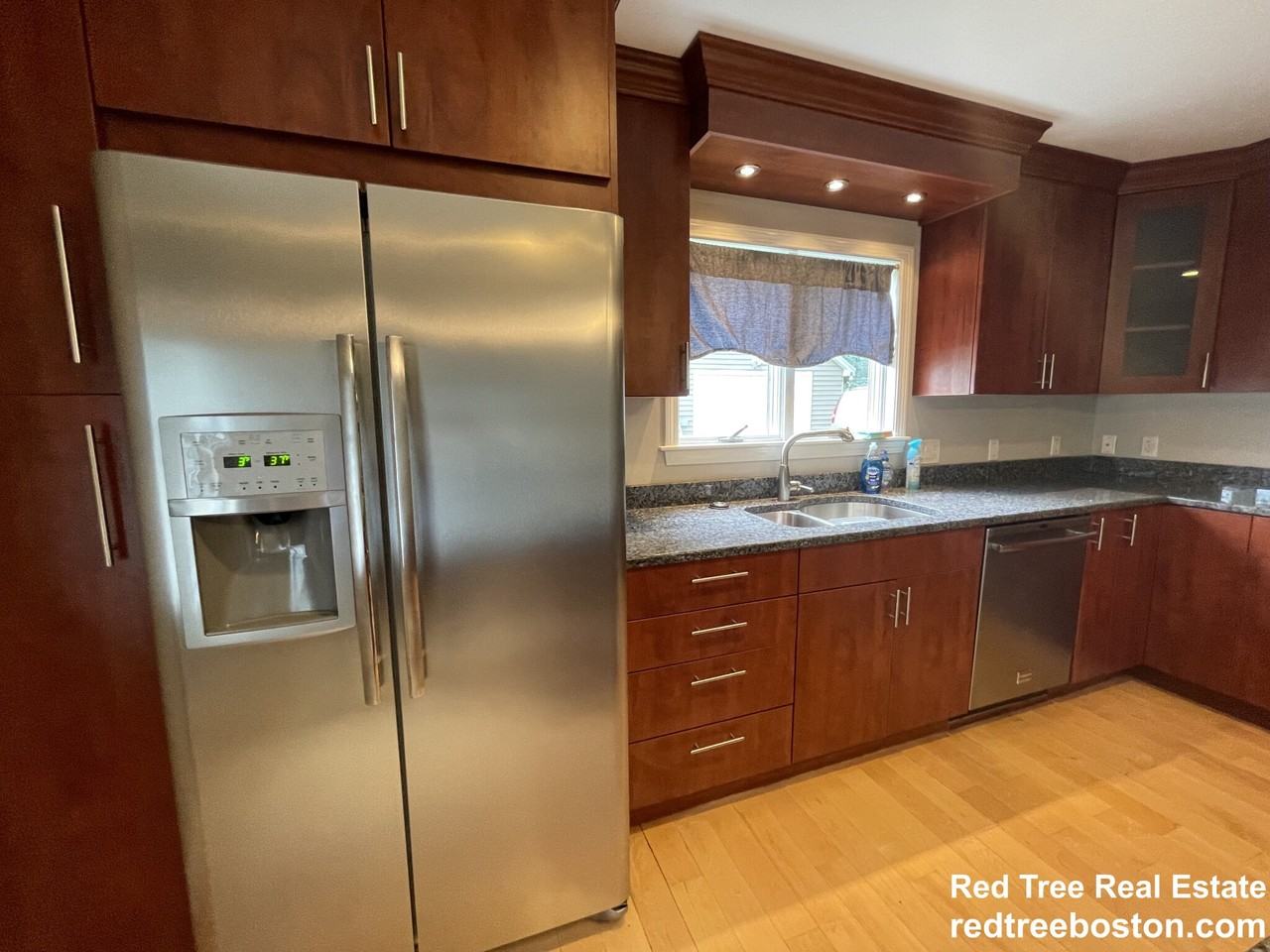 33 Mague Ave - Photo 3 of 21