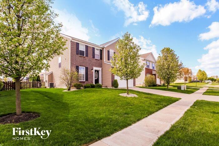 1863 Greentree Meadows Dr - Photo 2 of 15